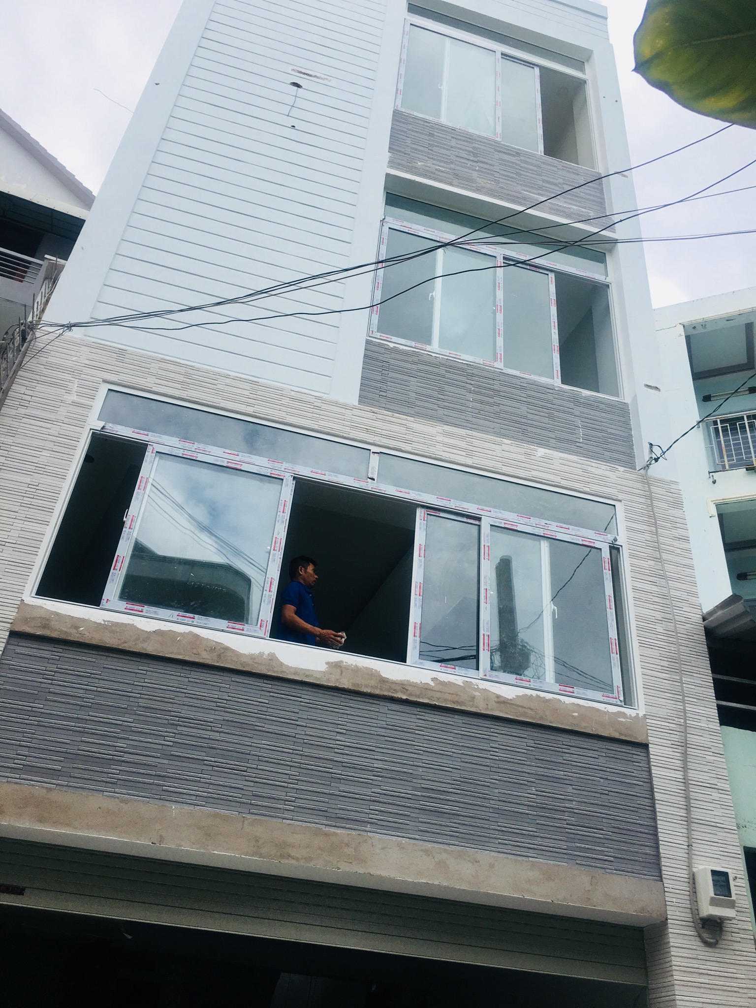 Nhôm hệ Xingfa cao cấp, Cửa sổ lùa hệ 55 Nhà Chị Hiếu Q12
